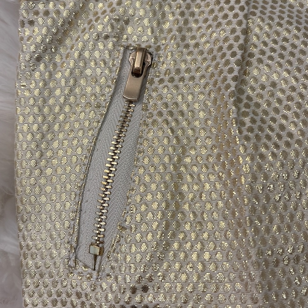 Kids metallic gold shirt & shorts - Picture 6 of 9